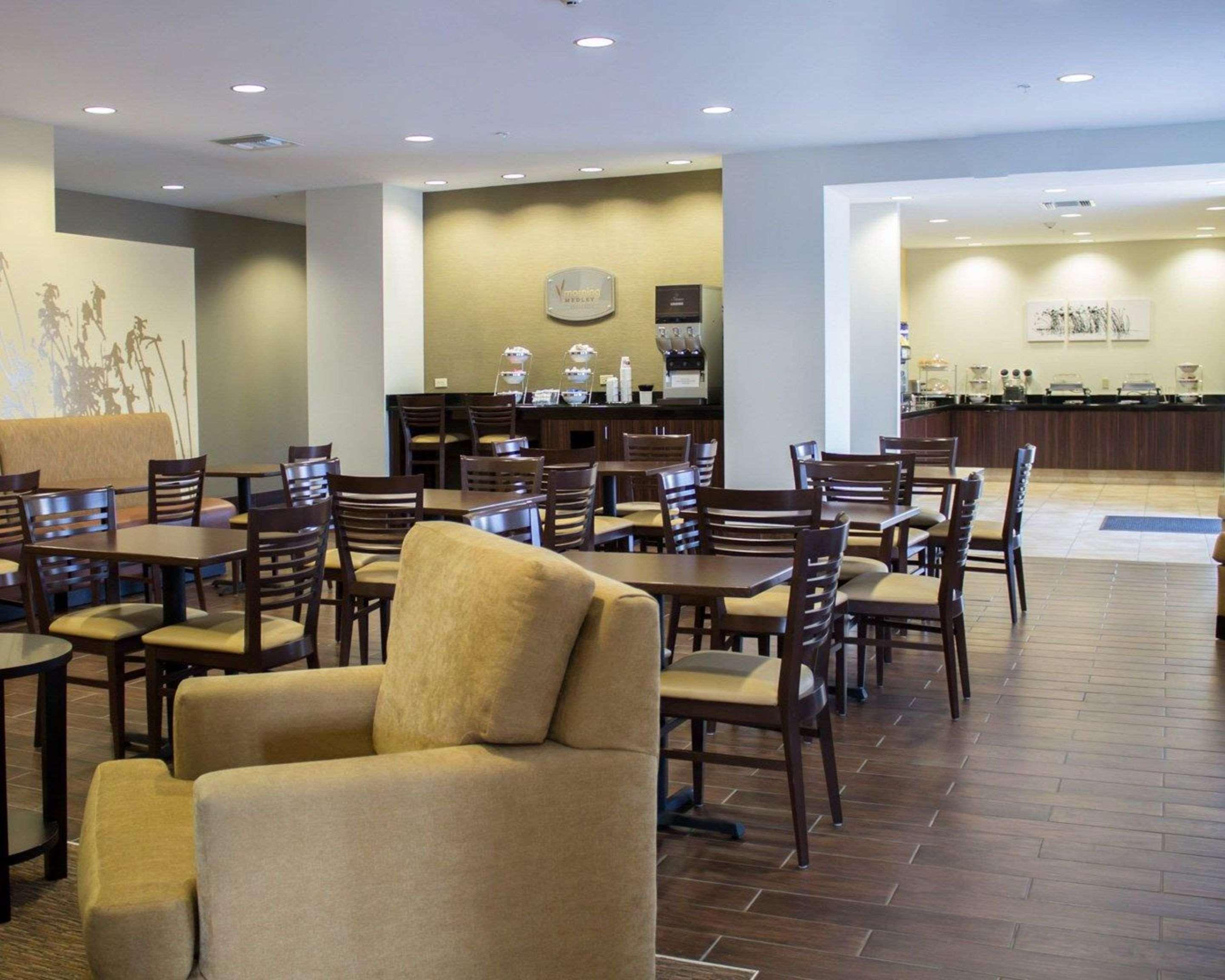 Sleep Inn & Suites Moundsville - Wheeling Luaran gambar